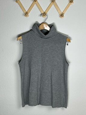 ZARA • turtleneck sweater tank